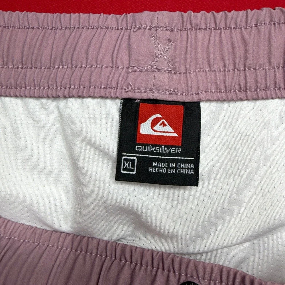 NWT Quiksilver Mens Swim Volley Shorts XL Rosewater Palm Print 7 Inch
